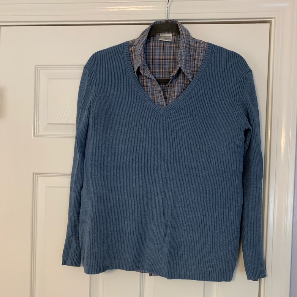 Maternity blouse and sweater
